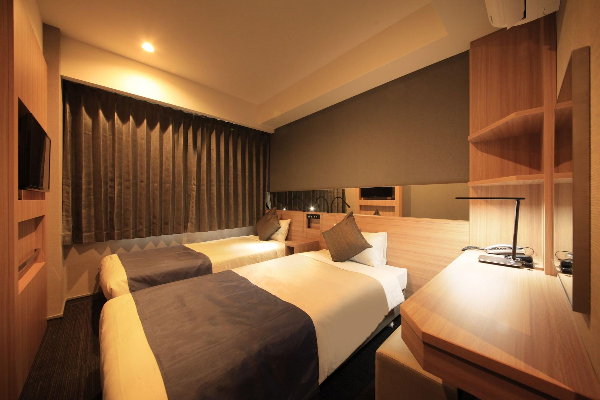 Quintessa Hotel Osaka Shinsaibashi Comic & Books Екстериор снимка