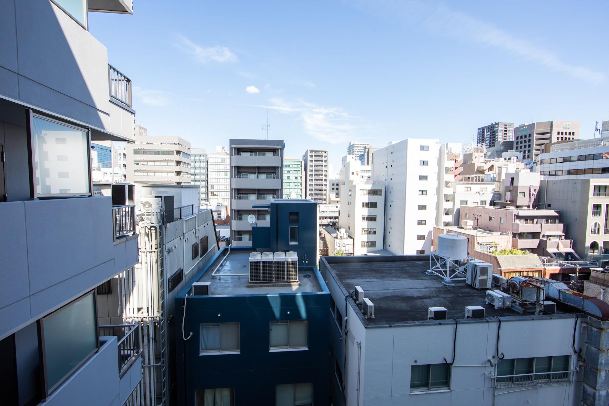 Quintessa Hotel Osaka Shinsaibashi Comic & Books Екстериор снимка